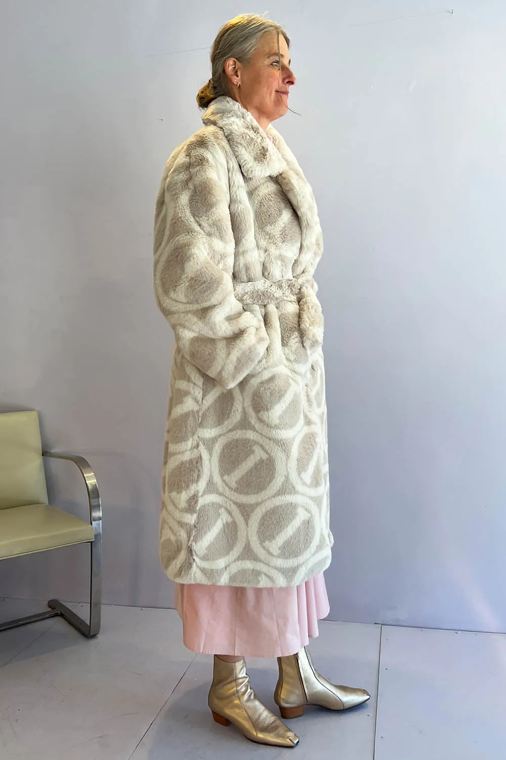 Iceberg- Oversized Coat: White Multi